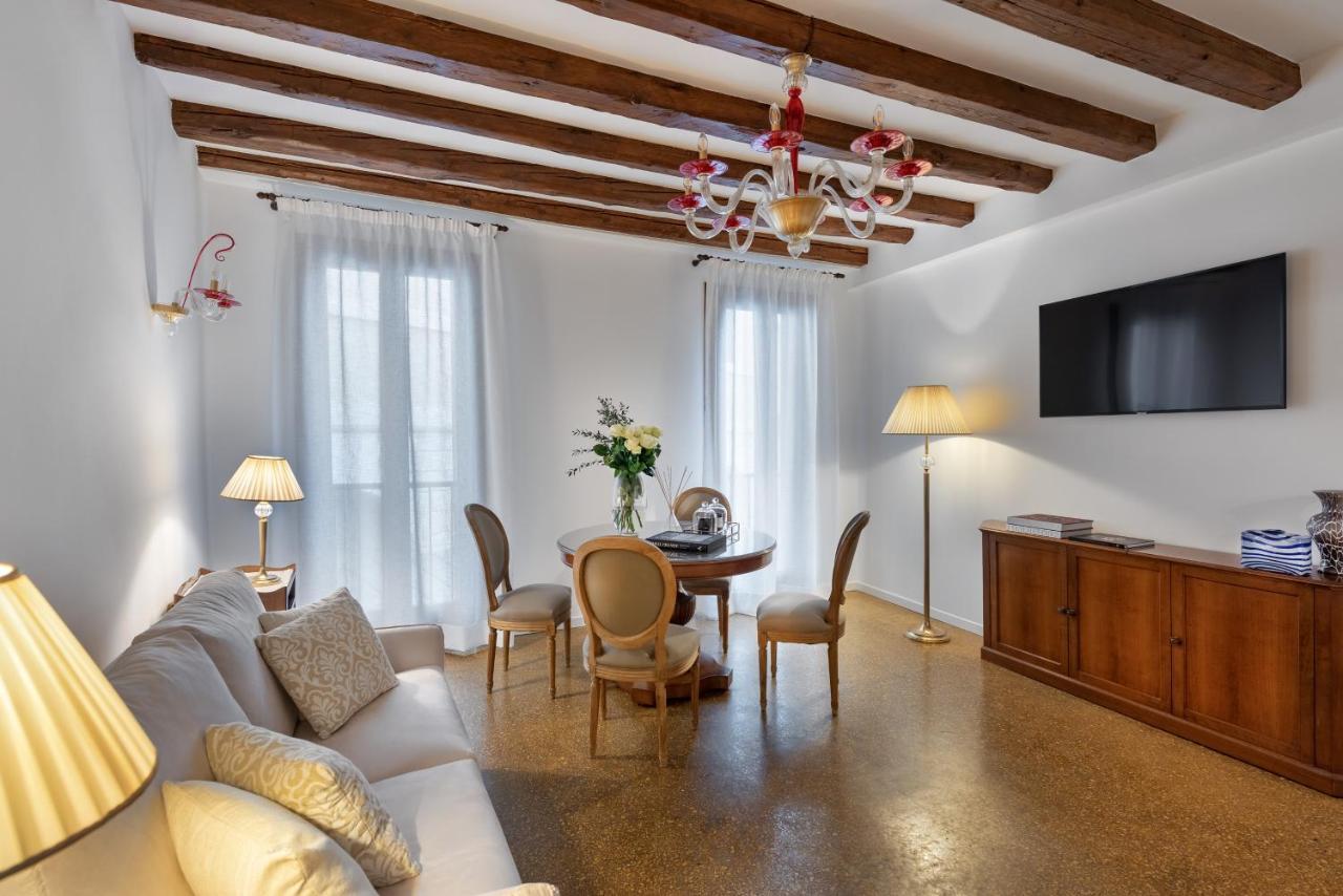Casanova Fenice - Canal View Venecia Exterior foto