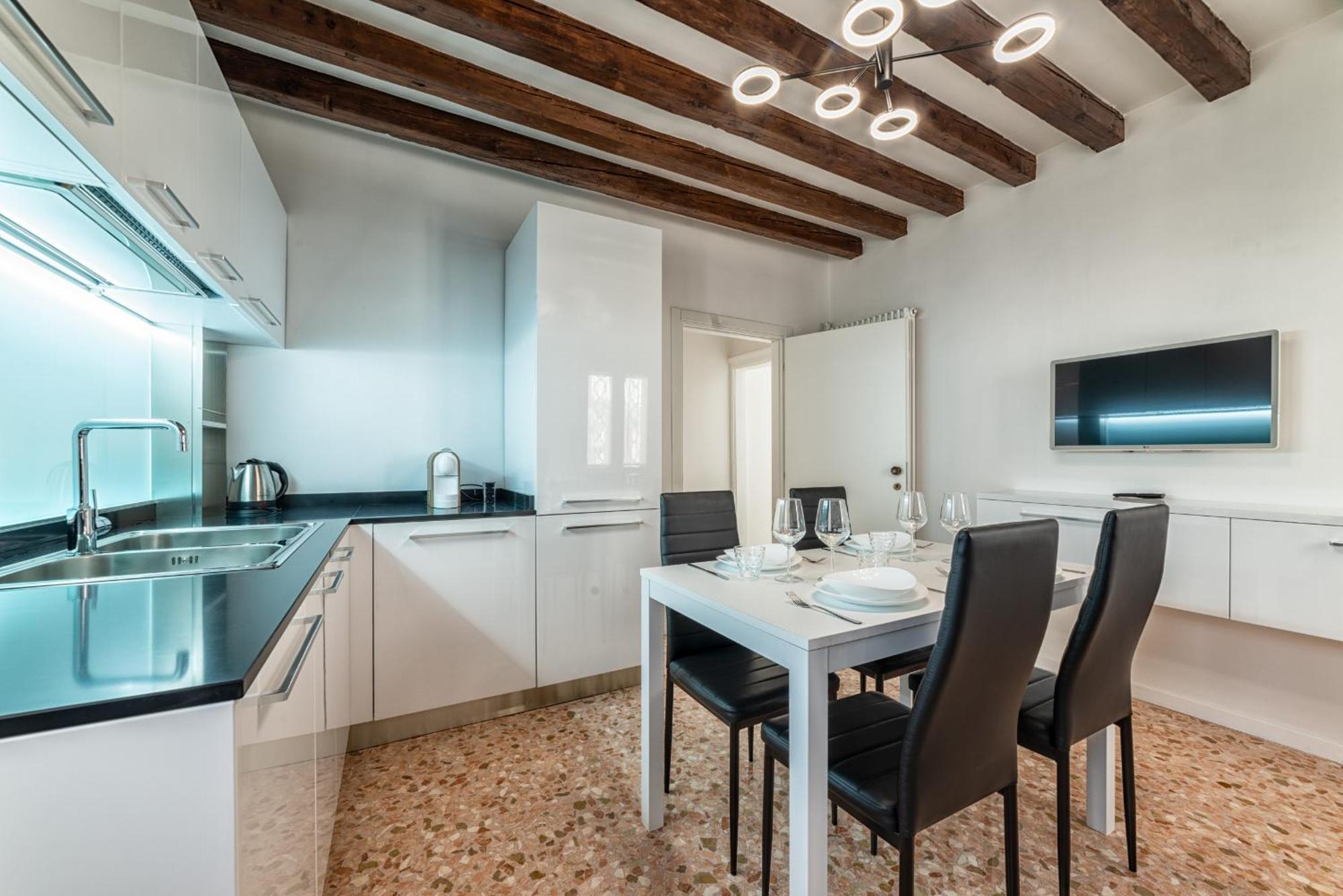 Casanova Fenice - Canal View Venecia Habitación foto