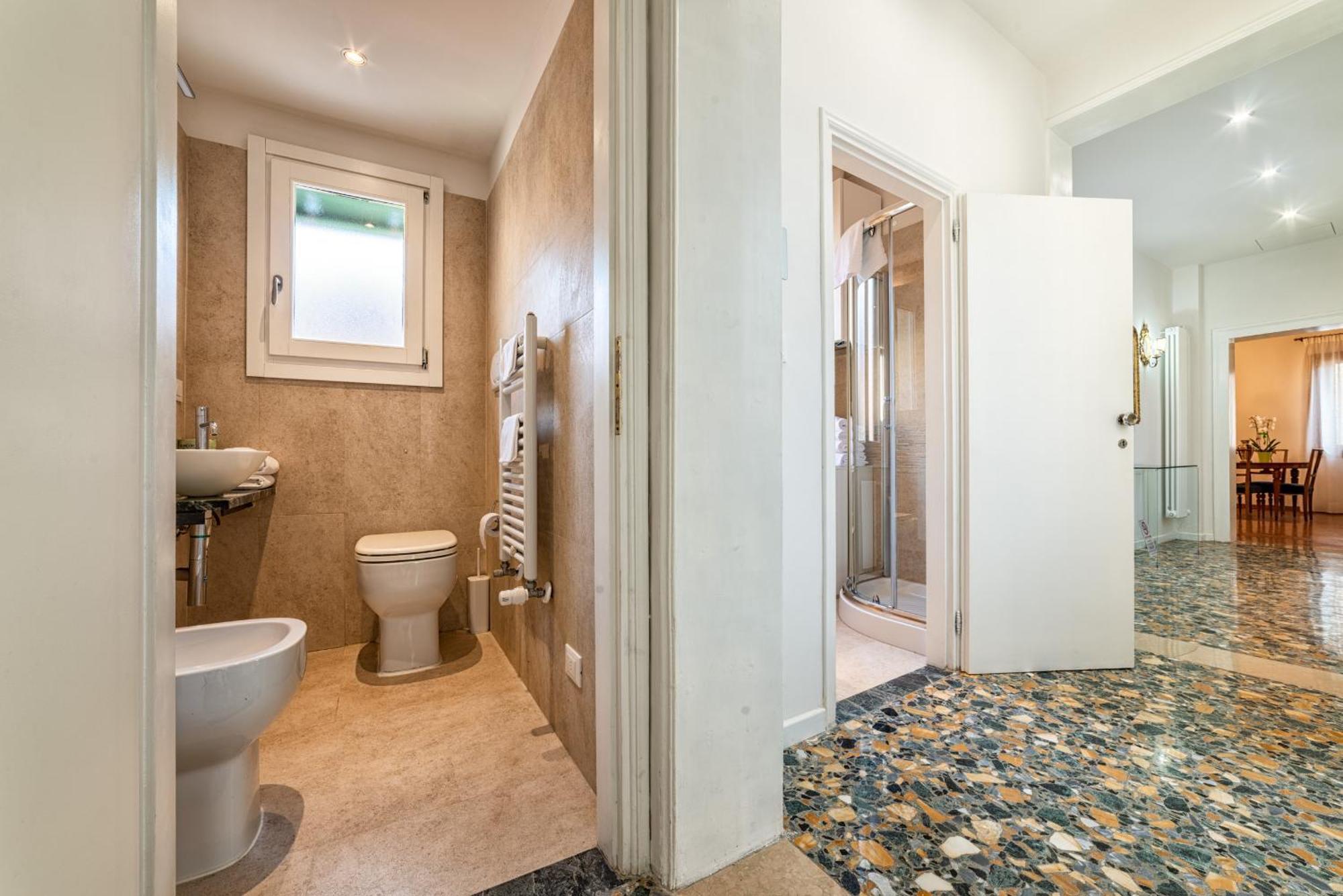 Casanova Fenice - Canal View Venecia Habitación foto