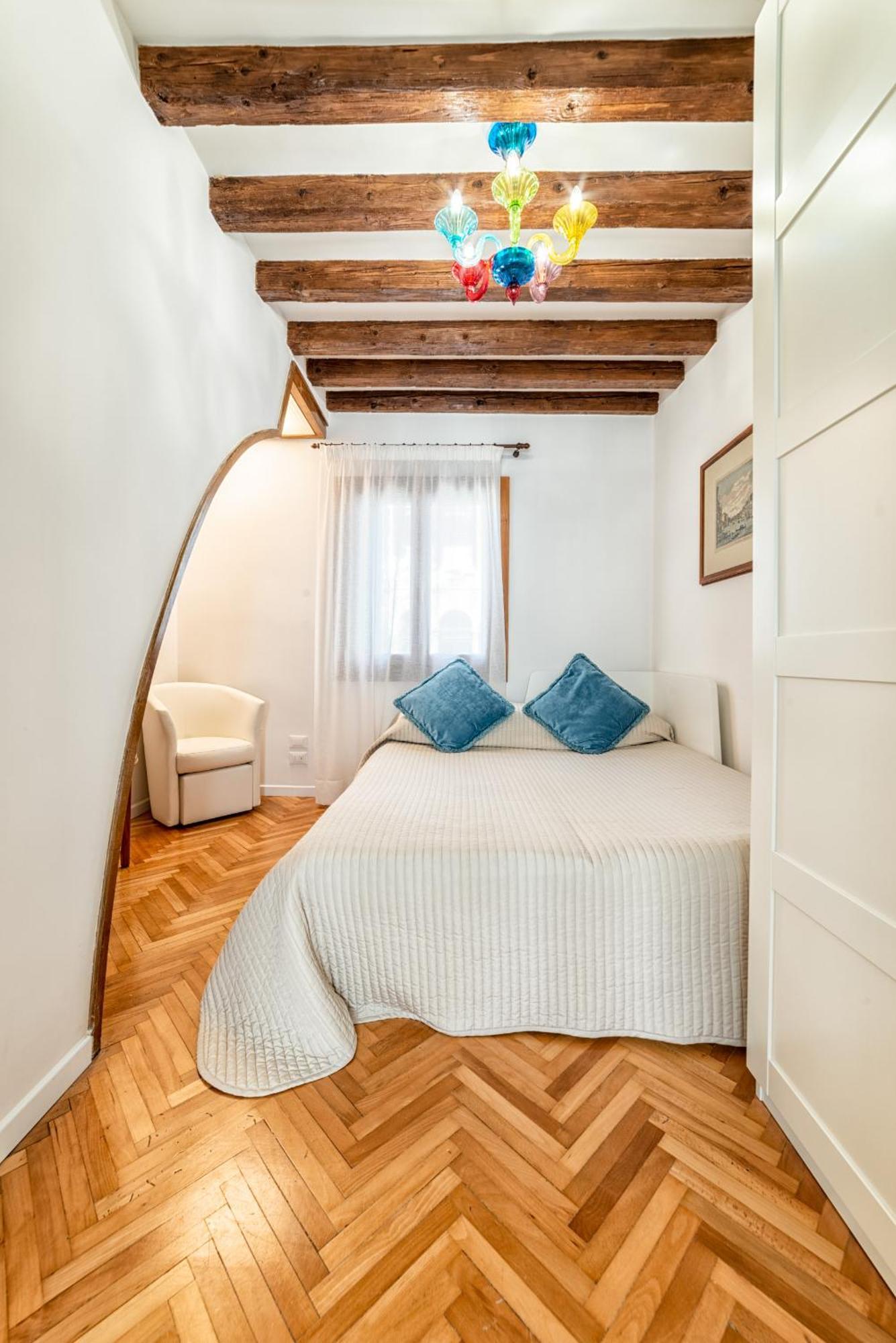 Casanova Fenice - Canal View Venecia Habitación foto